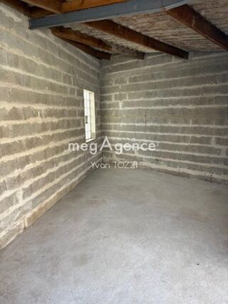  Parking / Garage à vendre 18 m²