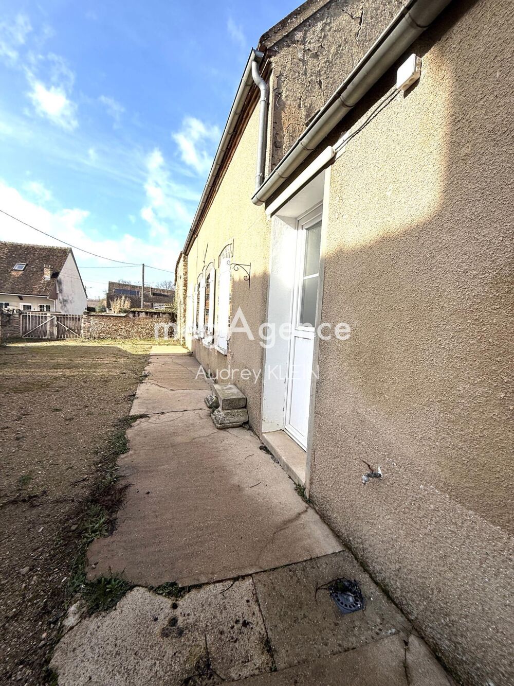 Vente Maison Long�re � saisir + Grange Saint-serotin