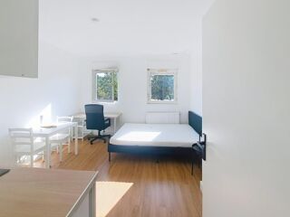  Appartement à louer 1 pièce 21 m²