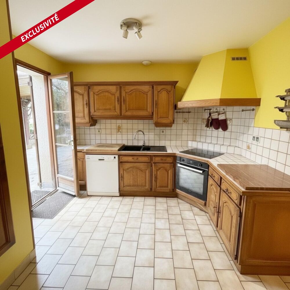 PAVILLON FAMILIAL PROCHE DE TOUTES LES COMMODITES