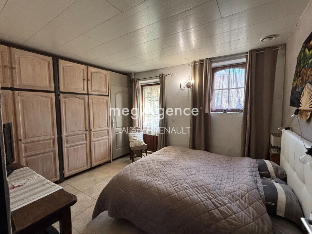 Vente Maison Maison en pierre 320 m² avec gîte et grange Lalinde