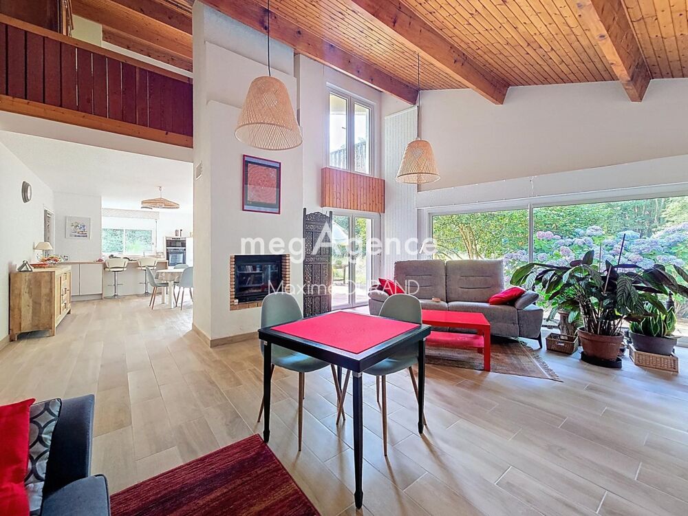 Maison familiale 3 chambres - Terrain boisé 5000 m²