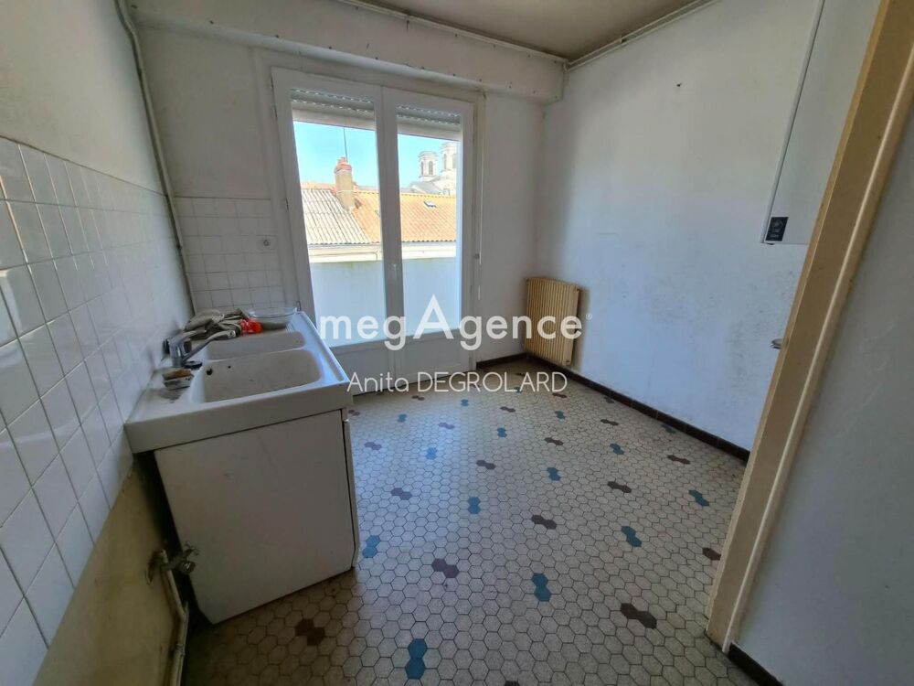 APPARTEMENT T4 QUARTIER DES HALLES LA ROCHE SUR YON