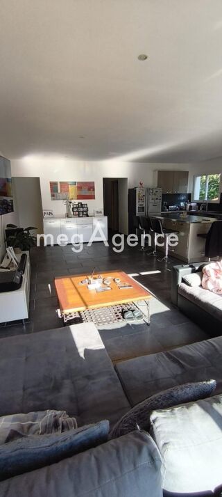  Maison � vendre 15 + pi�ces 357 m�