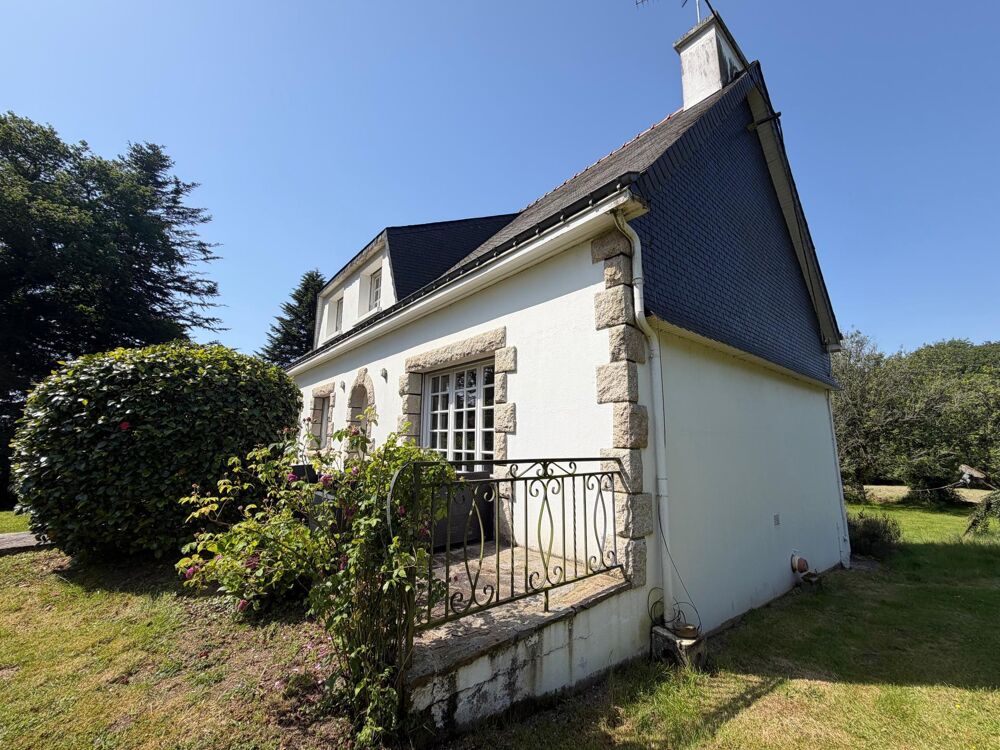 Maison traditionnelle Bretonne avec Hangar et Terrain 1Ha