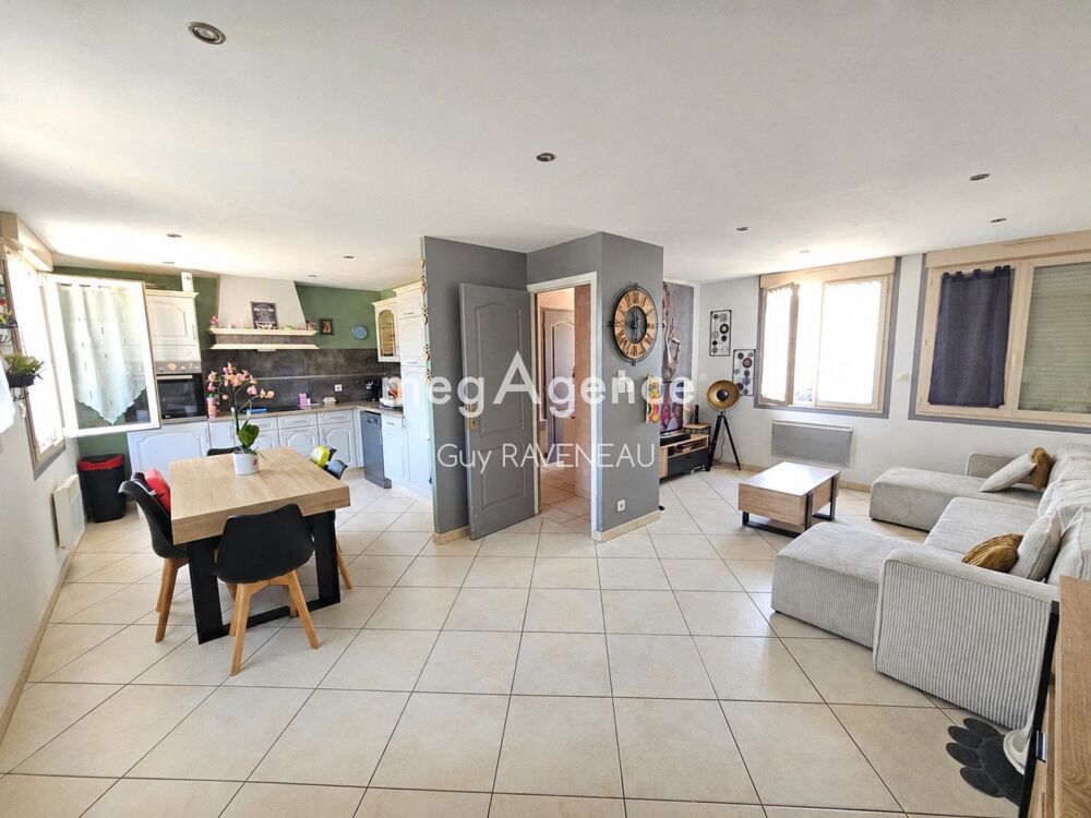 Maison 5 pièces 71 m² · à Thouars · 71 m² · 122 000 €