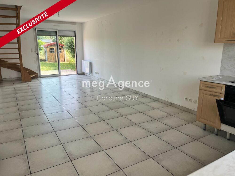 MAISON 92M2 VIE, 3 CHAMBRES DONT 1 AU RDC, JARDIN, PARKING
