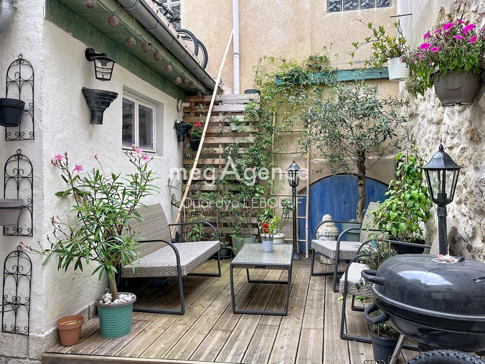 5P - Charme de l'ancien, patio intimiste et vie tout à pied
