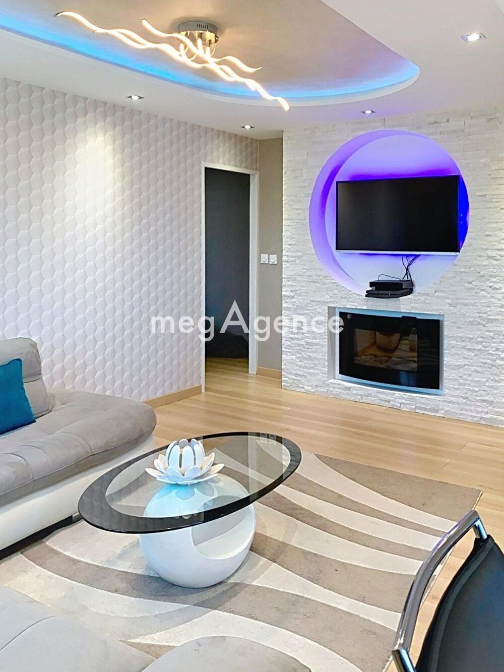 Vente Appartement VILLEFRANCHE-SUR-SAÔNE – T4 MEUBLÉ AVEC BALCON, PARKING ET CAVE Villefranche-sur-saone