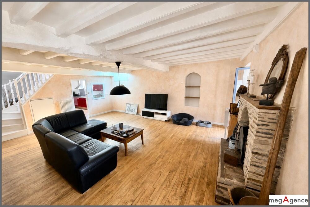Duplex de caractère en plein centre ville avec son jardin de 186 m2