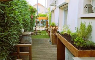  Immeuble � vendre 319 m�