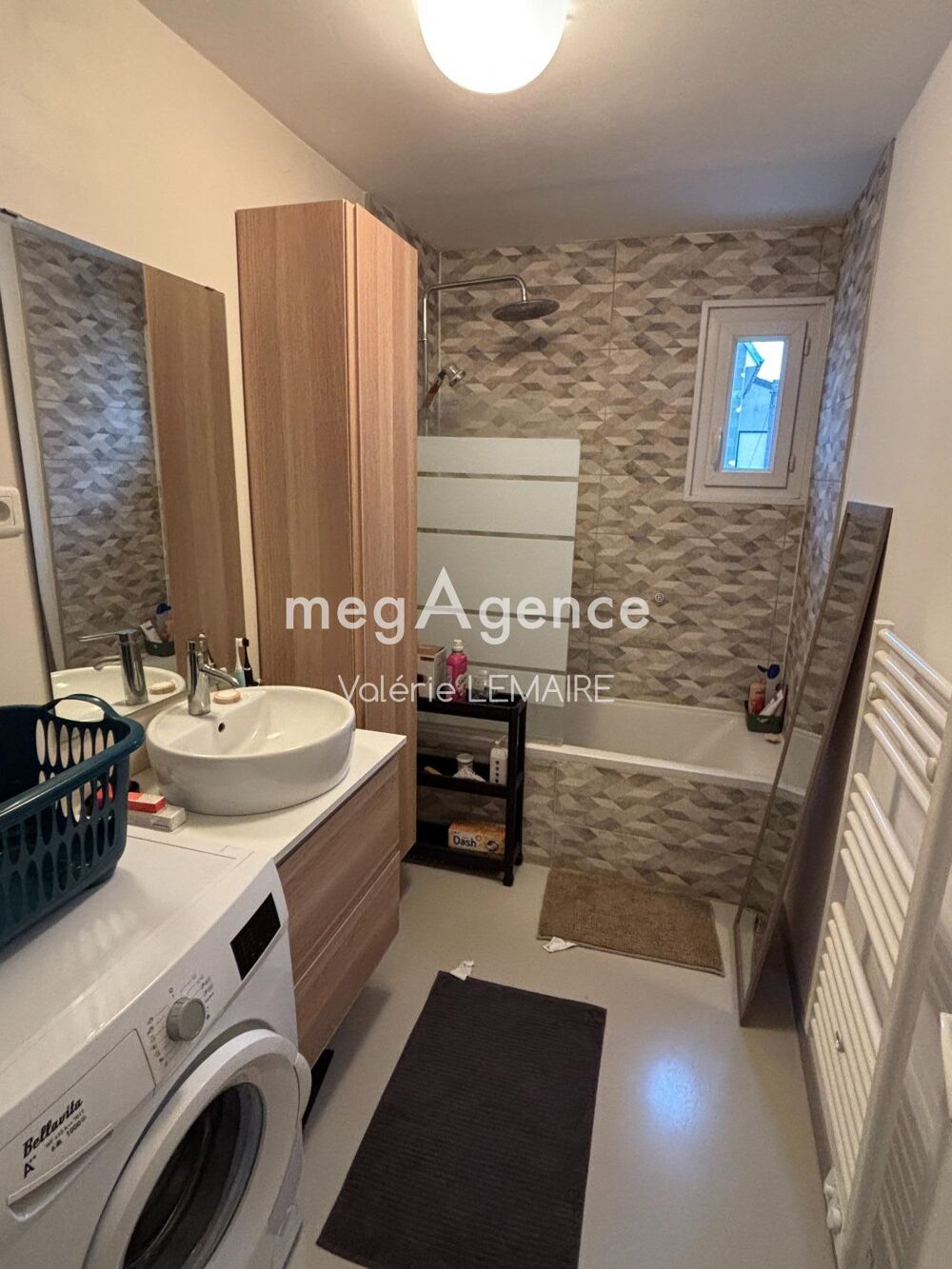 BEL APPARTEMENT FONCTIONNEL 31M² + PLACE DE PARKING