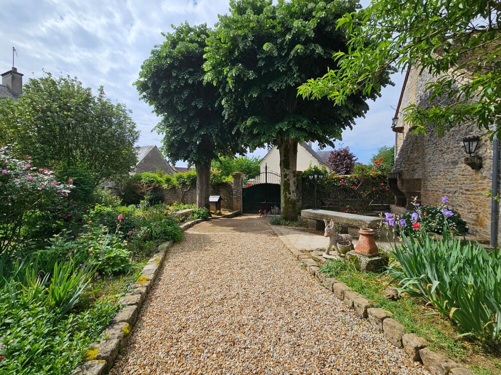 Propriété historique au coeur de Fresnay-sur-Sarthe