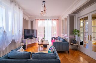 Maison à vendre 10 pièces 280 m²