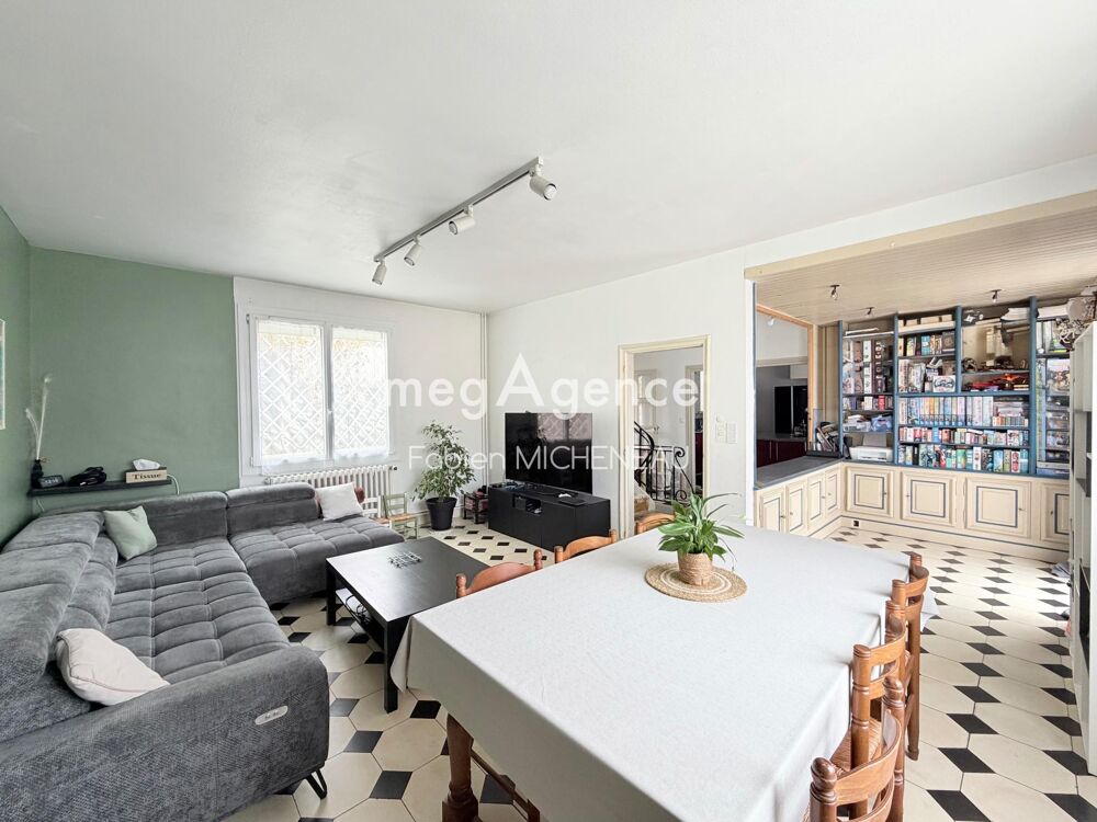 Vente Maison Maison Cholet quartier des Halles - 8 pièces - 196m² Cholet