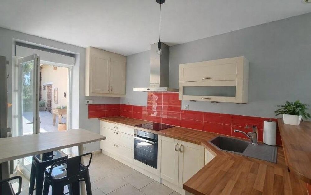 Vente Maison Longère avec grandes dépendances Saint-ouen-en-belin