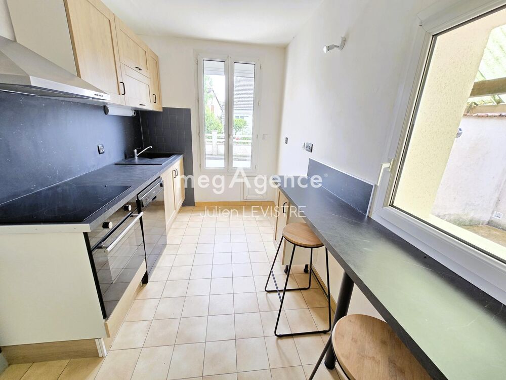 Vente Maison maison de 5 pièces de 122m² Sours