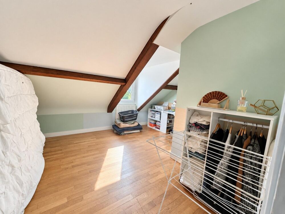 Vente Maison MONTOIRE-SUR-LE-LOIR – GRANDE MAISON INDÉPENDANTE AVEC JARDIN – NOMBREUSES POSSIBILITÉS Montoire-sur-le-loir