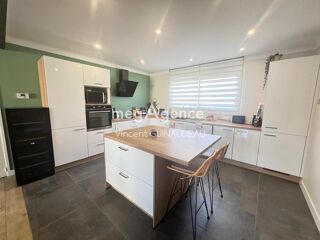  Maison à vendre 6 pièces 121 m²
