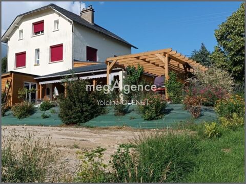   Maison /propriet�e avec grange Maison - 5 pi�ce(s) - 180 m�