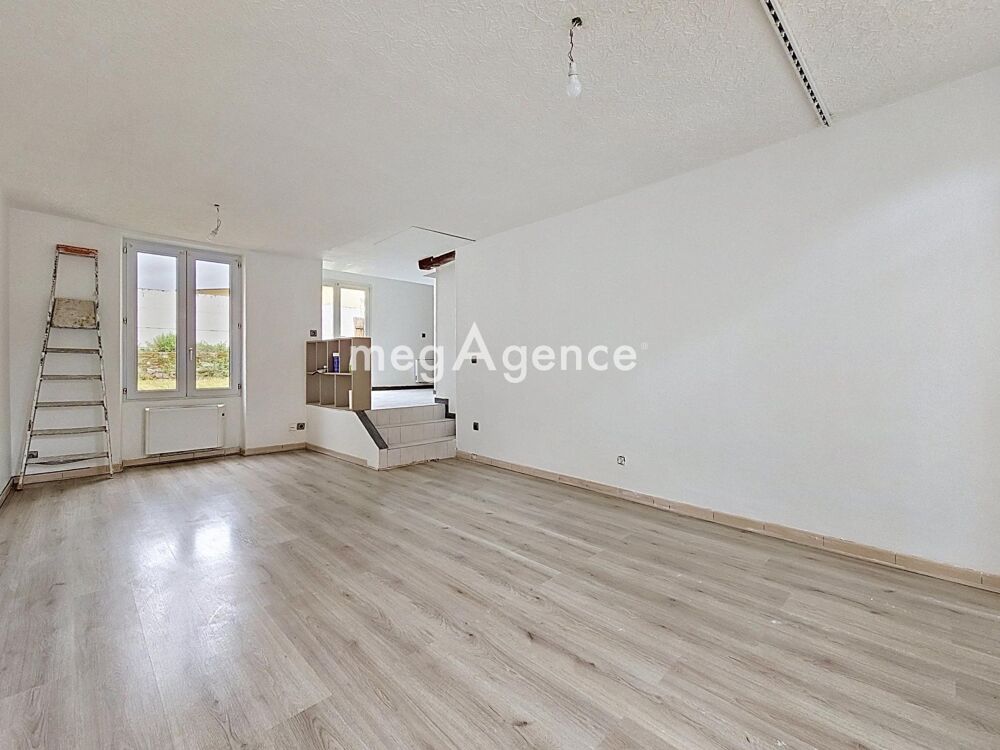 MAISON DE VILLAGE BOUAFLE 72 M²