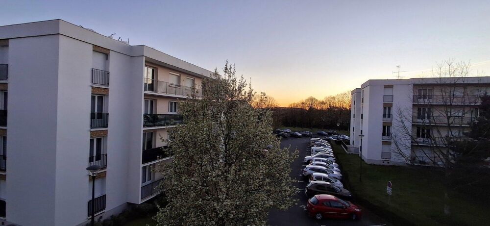 Appartement de 84 m², 2 chambres, parking, Blois