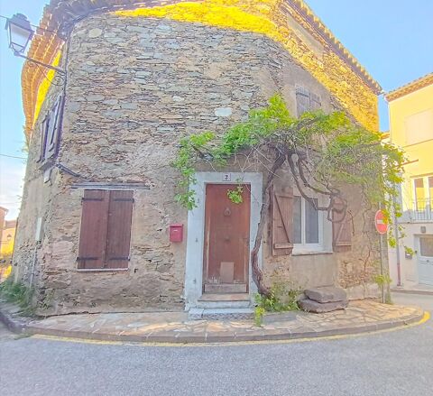   Maison de Village � r�nover de 130m� � La Garde Freinet Maison - 7 pi�ce(s) - 130 m�