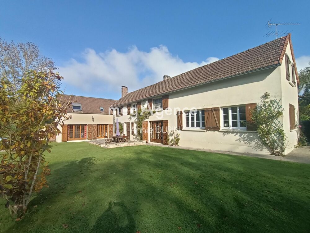GAMBAIS 10 pièces 261 m2