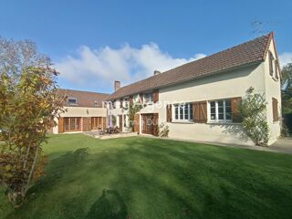  Maison à vendre 10 pièces 261 m²