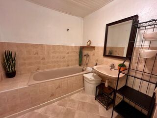 Vente Appartement A VENDRE : T2 de 57m2 - FREJUS CENTRE HISTORIQUE Frejus