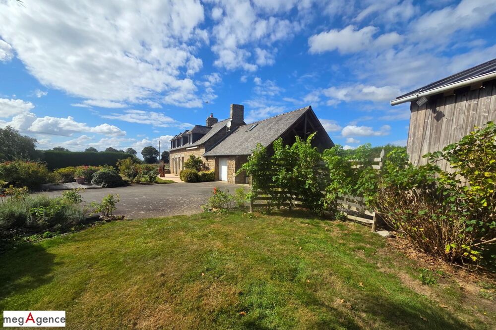 Belle longère en pierre 140m2 - 4 chambres avec dépendances et vaste terrain