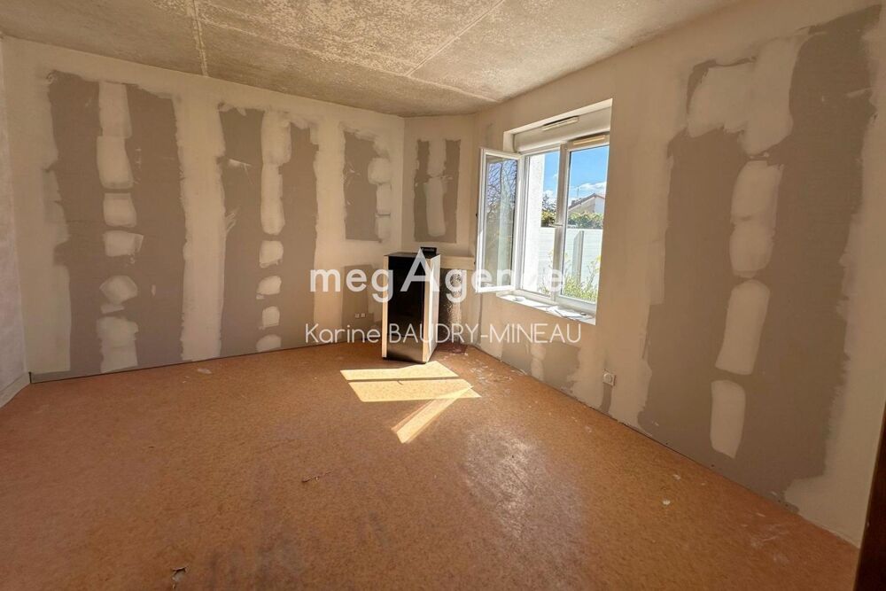 Vente Maison Opportunité pour investisseurs : Maison à finir de rénover idéale pour projet locatif Beaumont saint cyr