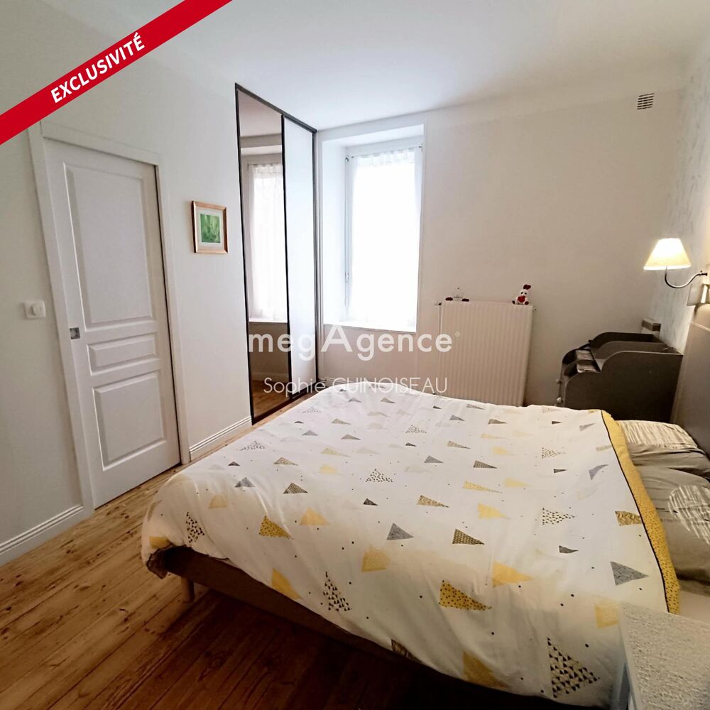 Vente Maison BIEN DE CARACTÈRE AU CŒUR DE CHOLET, 5 chambres. Cholet