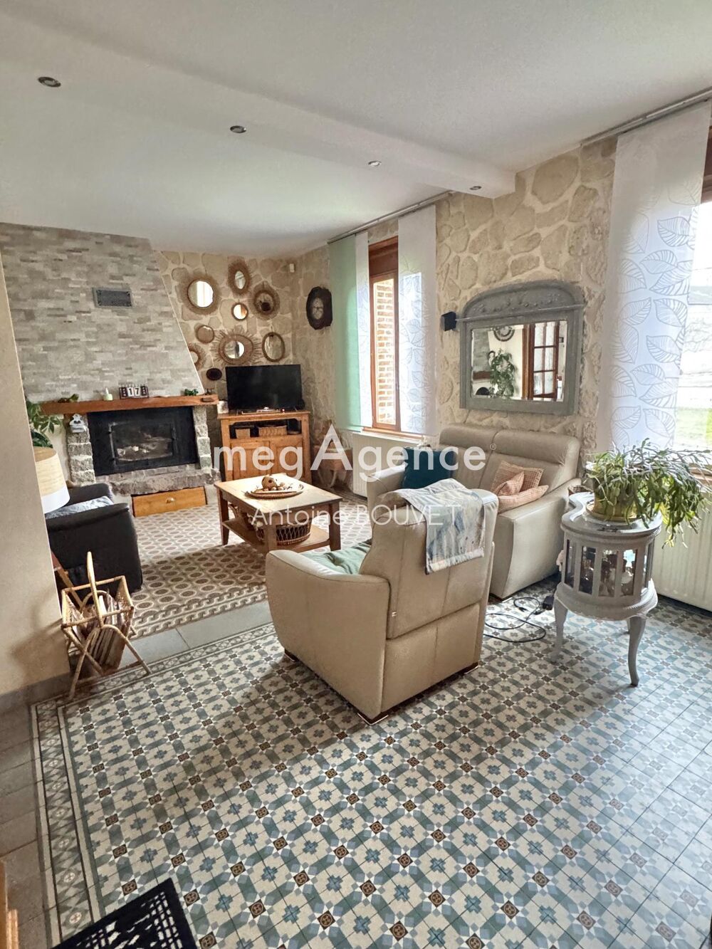 Vente Maison Maison 7 pièces, 186 m2 Beauval
