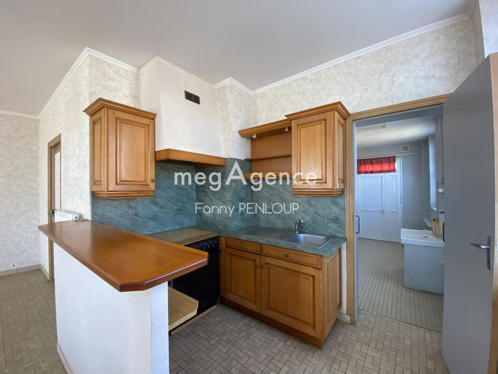 Vente Maison PONTAUBAULT - 50220 : Maison en pierres 3 chambres avec garages Pontaubault