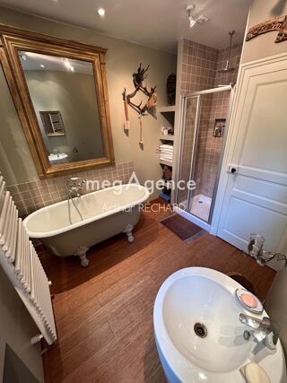  Propri�t�/ch�teau � vendre 15 + pi�ces 400 m�