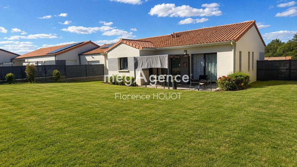 Vente Maison Plain-pied 2015, non mitoyen, plein sud Saint-leger-sous-cholet