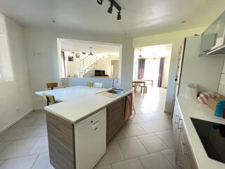  Maison  vendre 5 pices 146 m