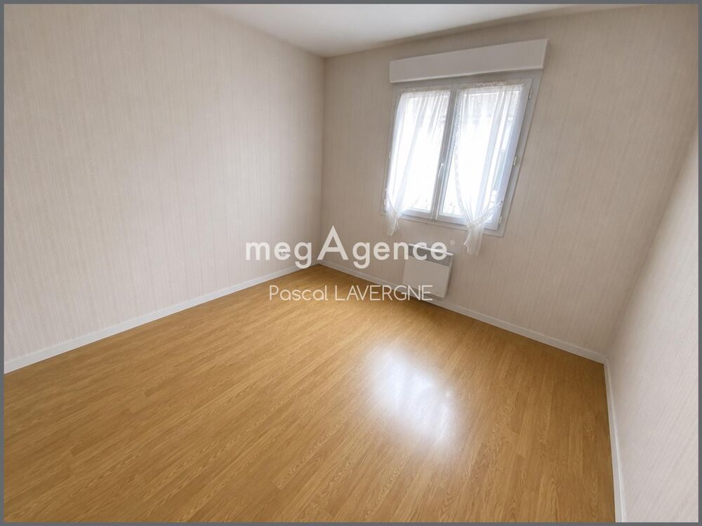 Maison de plain-pied de 2000 avec garage de 47 m2 - Proximité centre-ville et plages