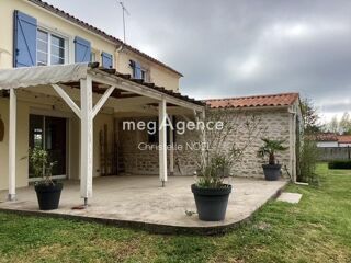  Maison à vendre 8 pièces 205 m²