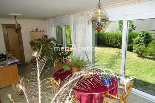  Maison  vendre 9 pices 156 m