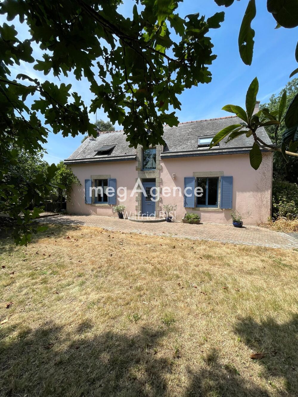 Maison T7 dans un parc