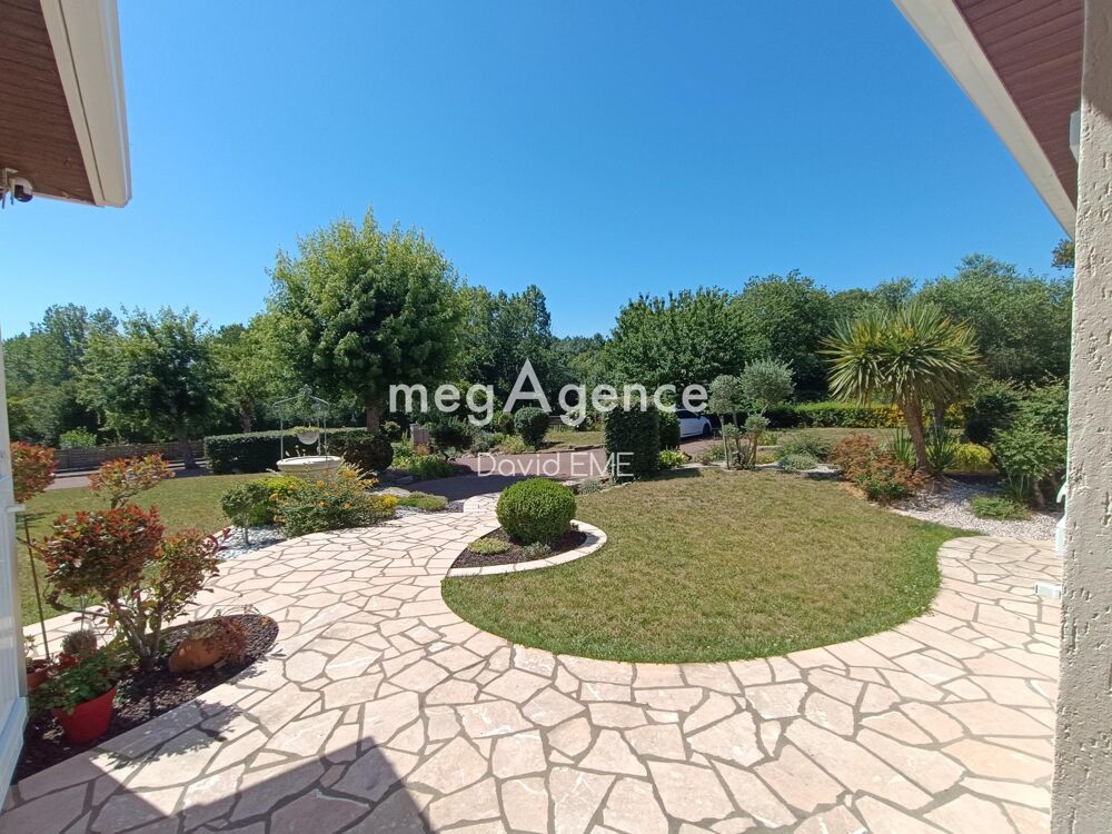 Vente Maison 6 Pièces, 150 m2, 4 chambres, Maché MachÉ