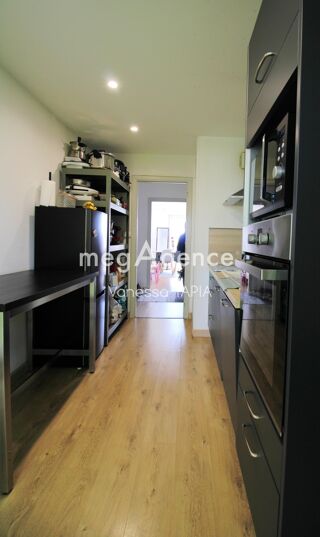 Appartement à louer 3 pièces 69 m²