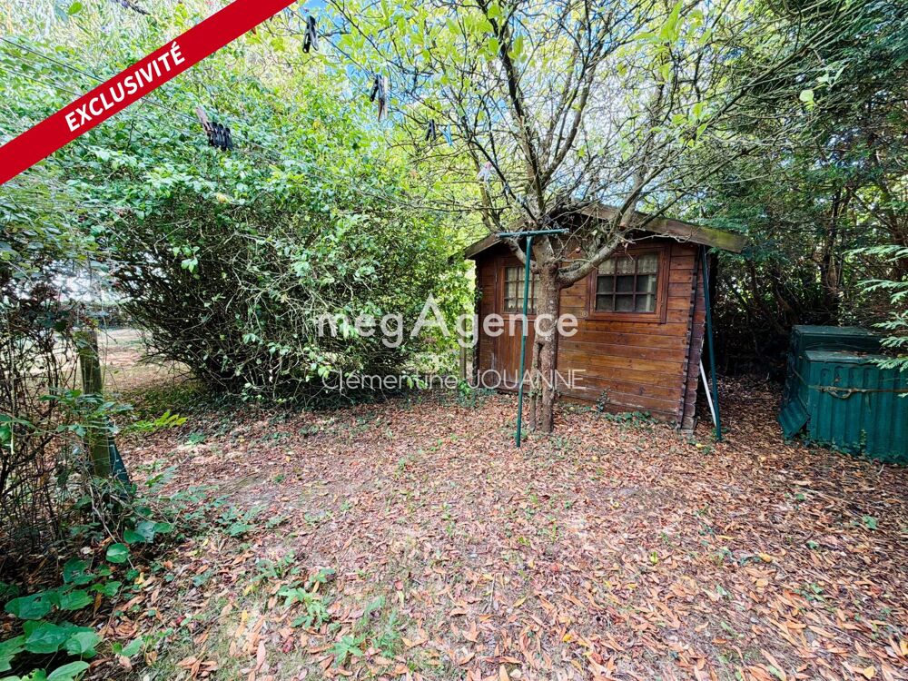 Vente Maison Charmante maison mitoyenne en pierre avec grand jardin arboré et fleuri à deux pas du bourg de Picauville Picauville