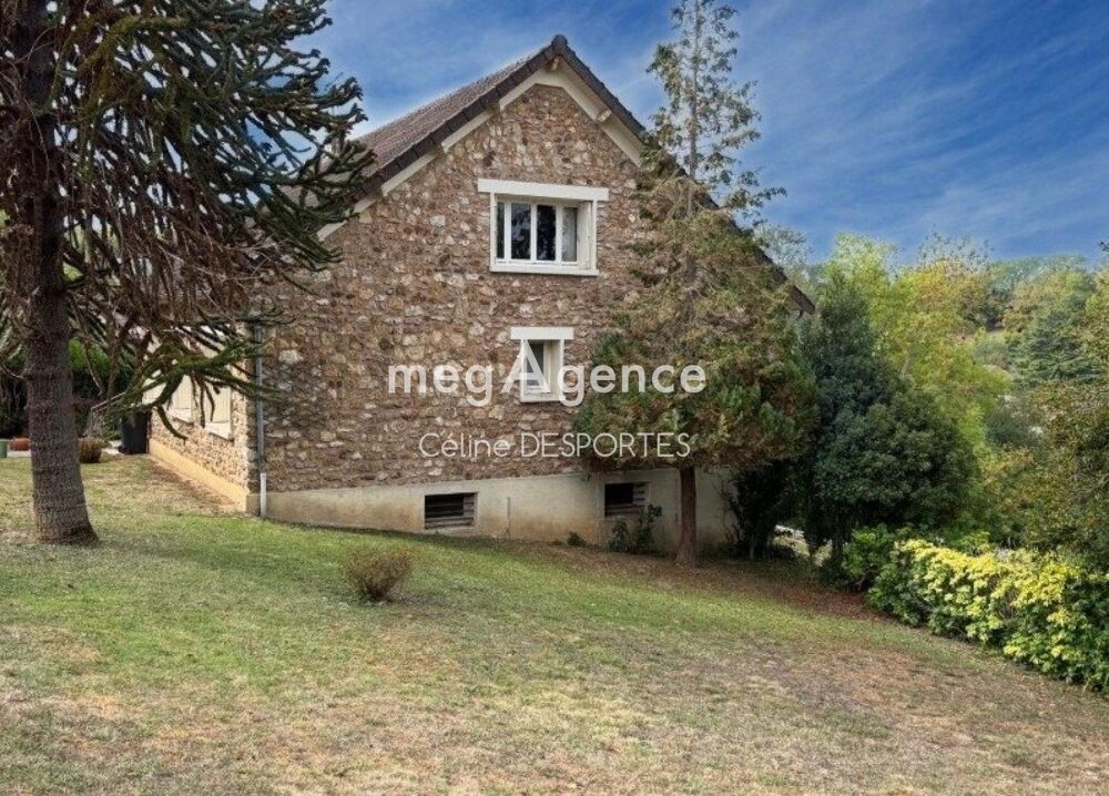 Guerville (78)  Maison d'environ 115 m² avec jardin