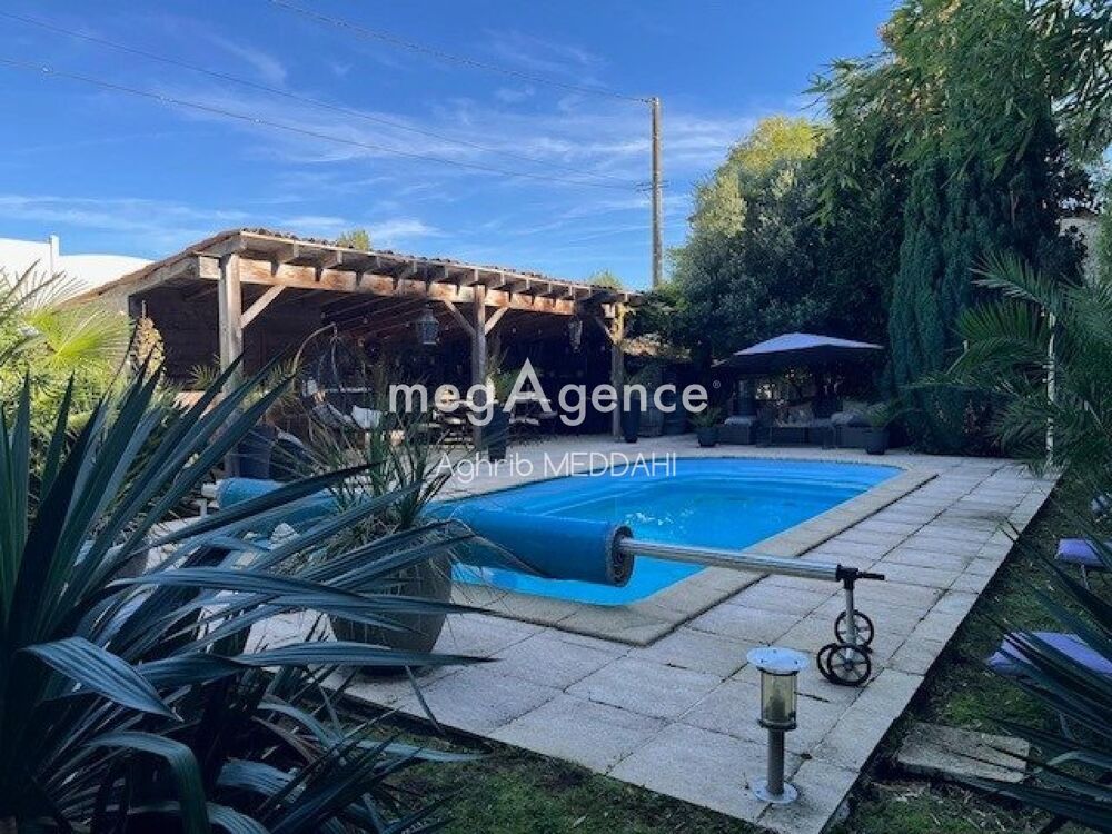 Propriété de charme avec piscine à 20 min de Royan