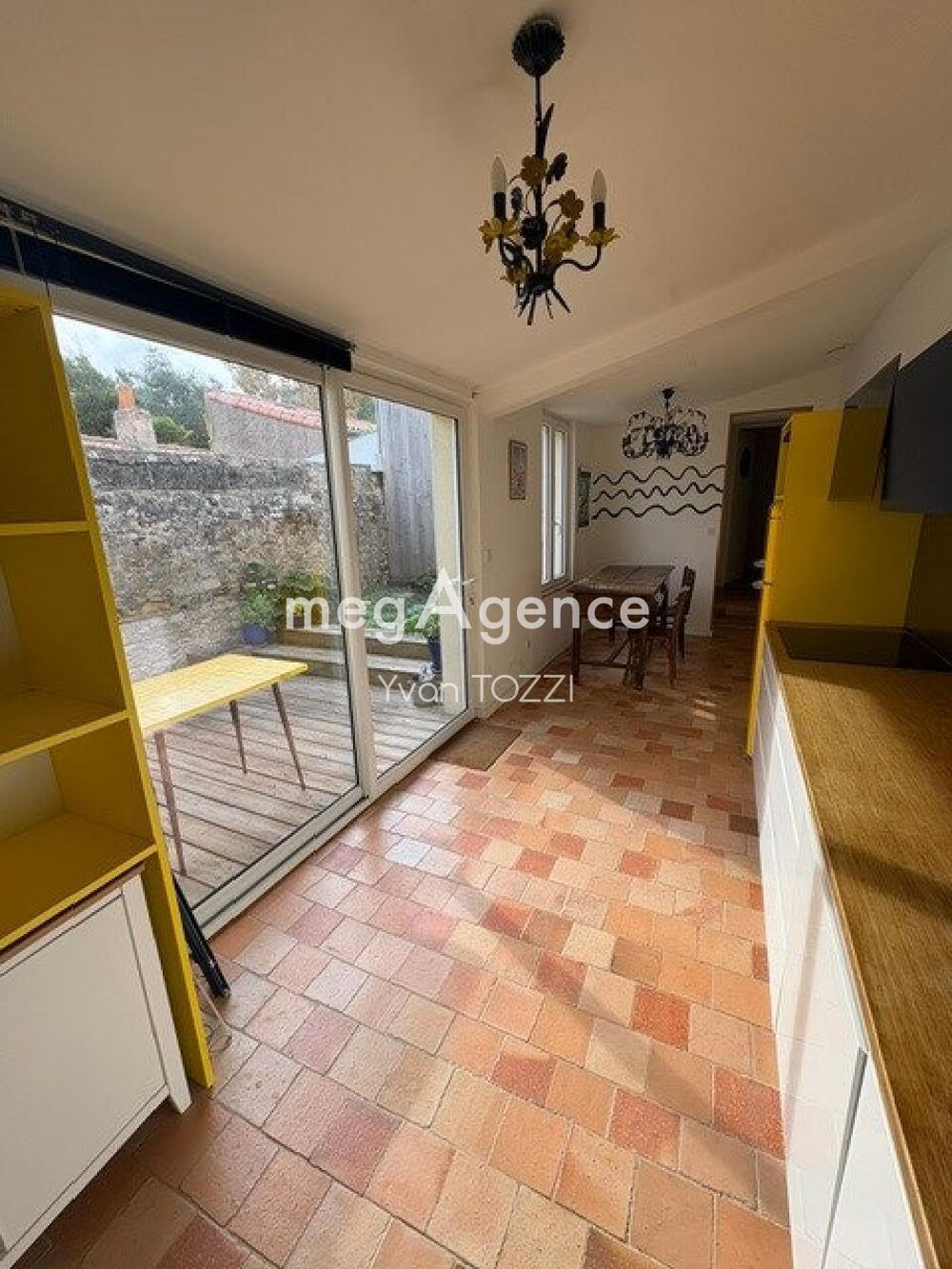 Vente Maison Maison de 130 m2 + appartement de 20 m2 en Centre-Ville Les sables-d'olonne