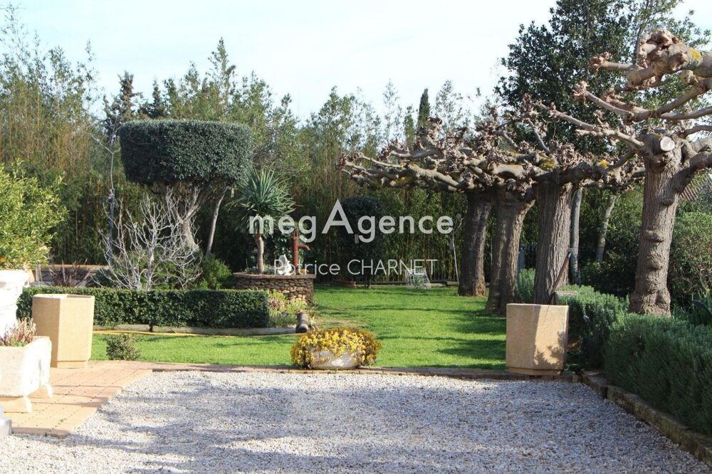 Villa 142 M² avec piscine couverte