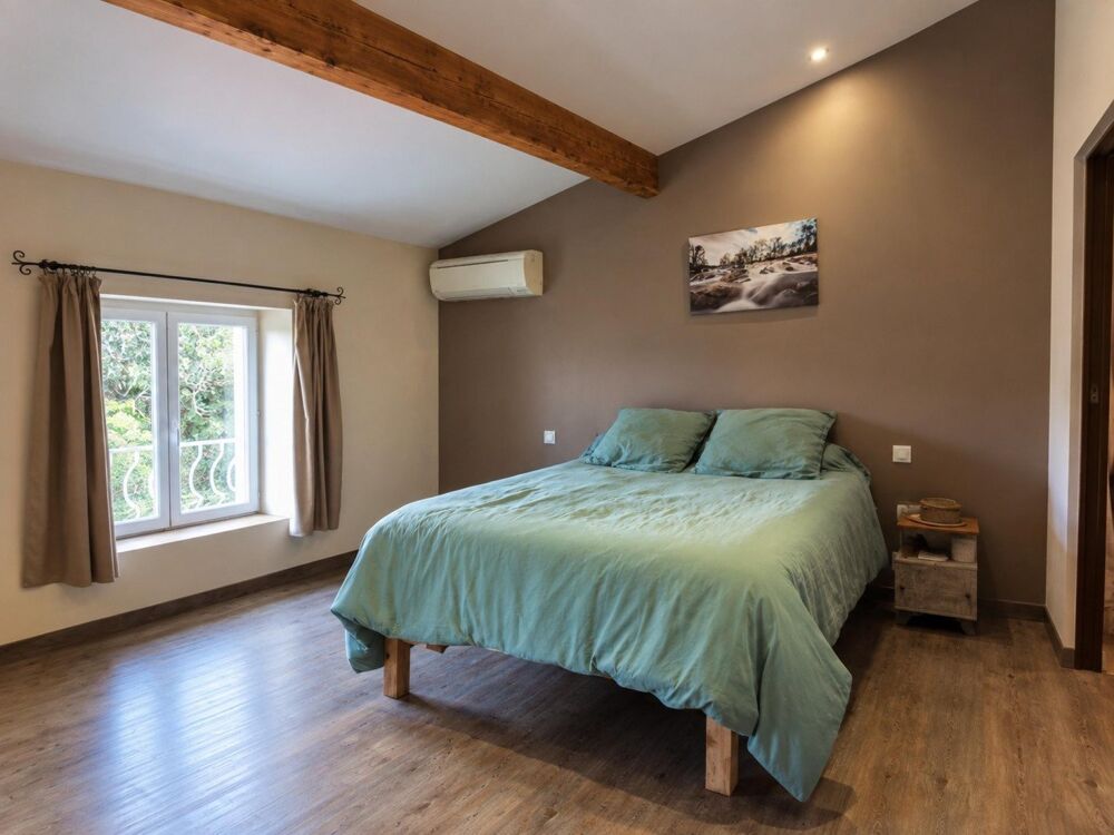 Vente Maison Maison de caractère – 152 m² – Volumes exceptionnels – Grand garage – Argeliers Argeliers